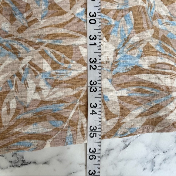 Catherine’s linen button front top 3/4 length sleeves tan blue leaf print 6X - Picture 9 of 11